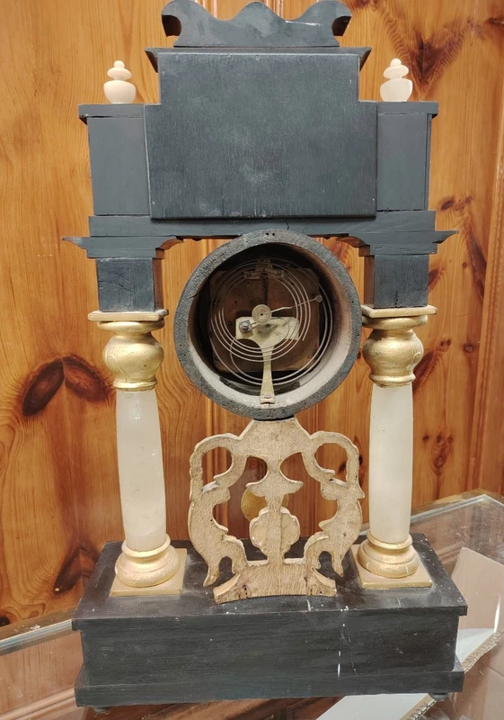 Bidermaier temple clock in ebonized wood and gilt alabaster columns 19th century
