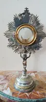 Ostensorio a raggera in metallo argentato fine 800,manifattura italiana