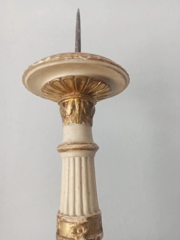 FINE GOLDEN LACQUERED WOOD CANDELIER 700 h.80 cm