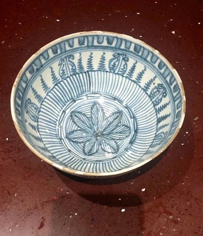 Ancienne coupe bleue de Chine 17ème siècle Dynastie MING