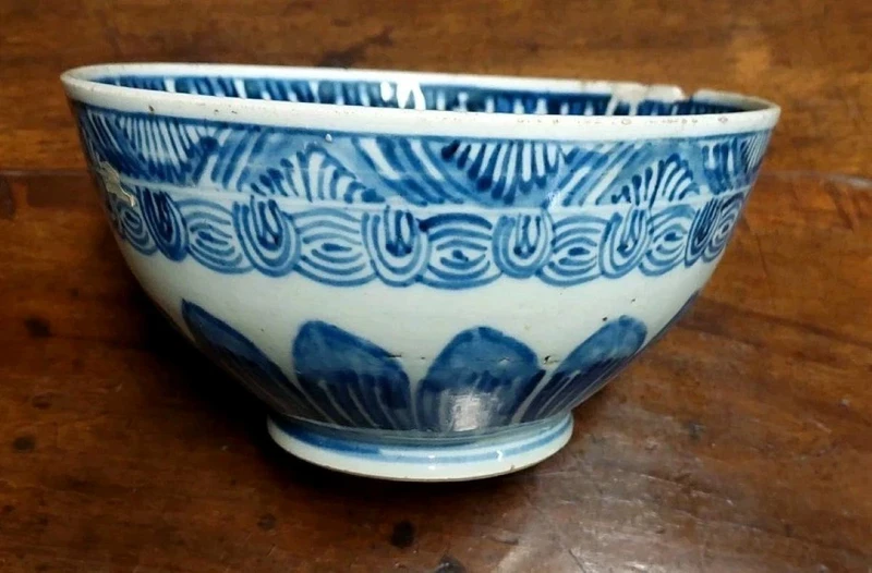 Ancienne coupe bleue de Chine 17ème siècle Dynastie MING