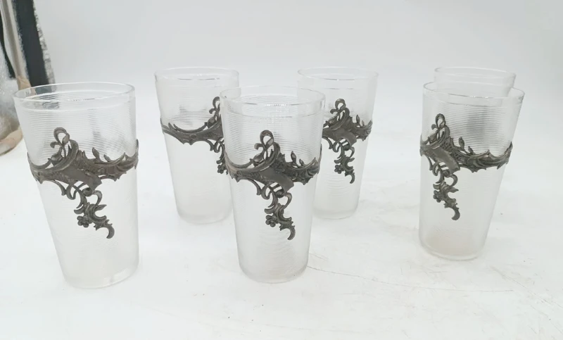 Plateau avec carafe et 6 verres verre et métal argenté époque art noveau