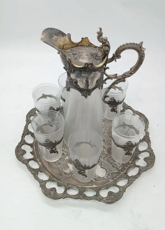 Plateau avec carafe et 6 verres verre et métal argenté époque art noveau