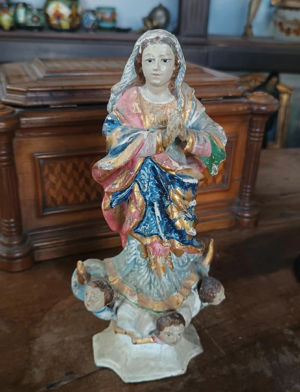 antica piccola scultura in legno ,madonna immacolata sud america XIX secolo