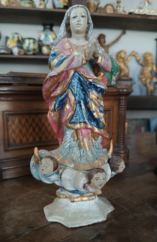 antica piccola scultura in legno ,madonna immacolata sud america XIX secolo