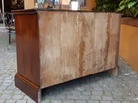Commode ancienne en marqueterie de Vénétie
