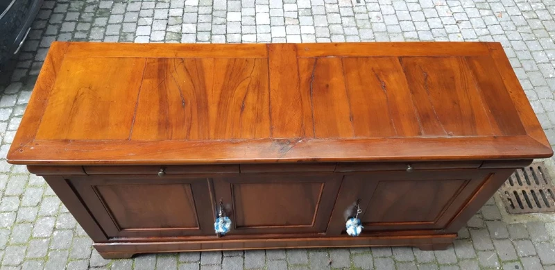 Louis Philippe 3-door antique cappuccina servant sideboard