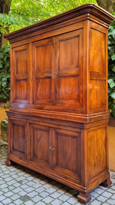 Antique double-body panelled 3-door walnut sideboard