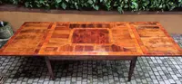Emilian extensible large table veneered and filleted