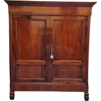 Armadio antico lombardo pannellato in noce dell'800