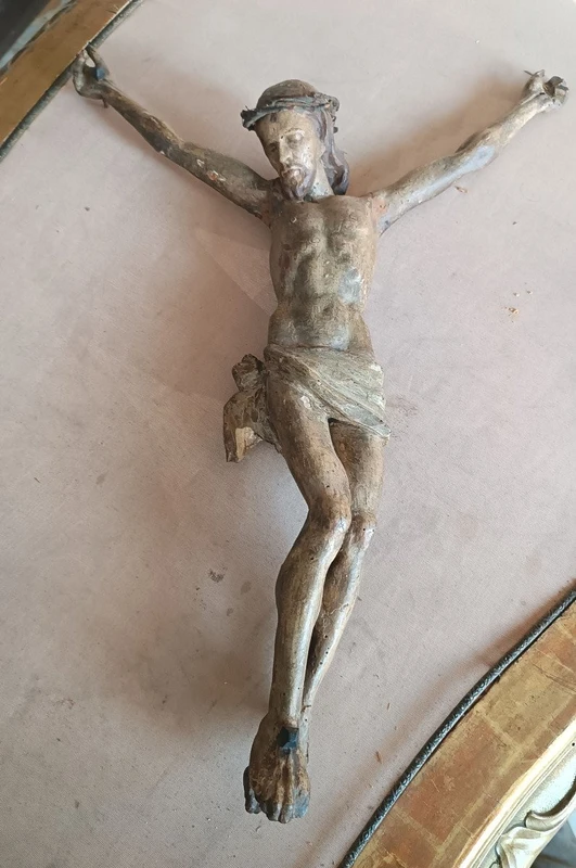 Large Christ in polychrome wood 17th century