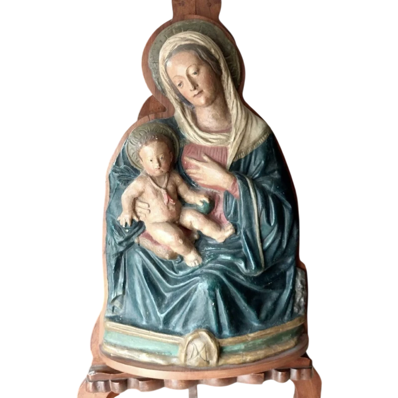 Madone du lait sculpture en stuc polychrome début 17ème siècle
