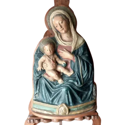 Madone du lait sculpture en stuc polychrome début 17ème siècle